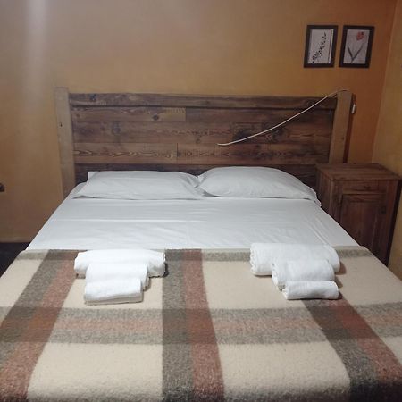 Albergo Diffuso La Marmu Osteria Della Croce Bianca Marmora Eksteriør bilde