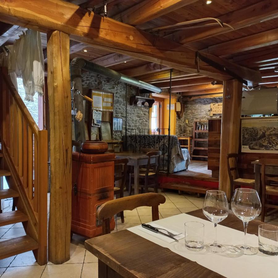 Albergo Diffuso La Marmu Osteria Della Croce Bianca Marmora Eksteriør bilde
